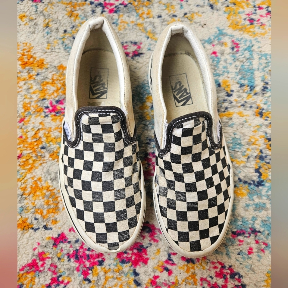 VANS Checkerboard Slip On Sneaker Kids Size 3.0 black and white